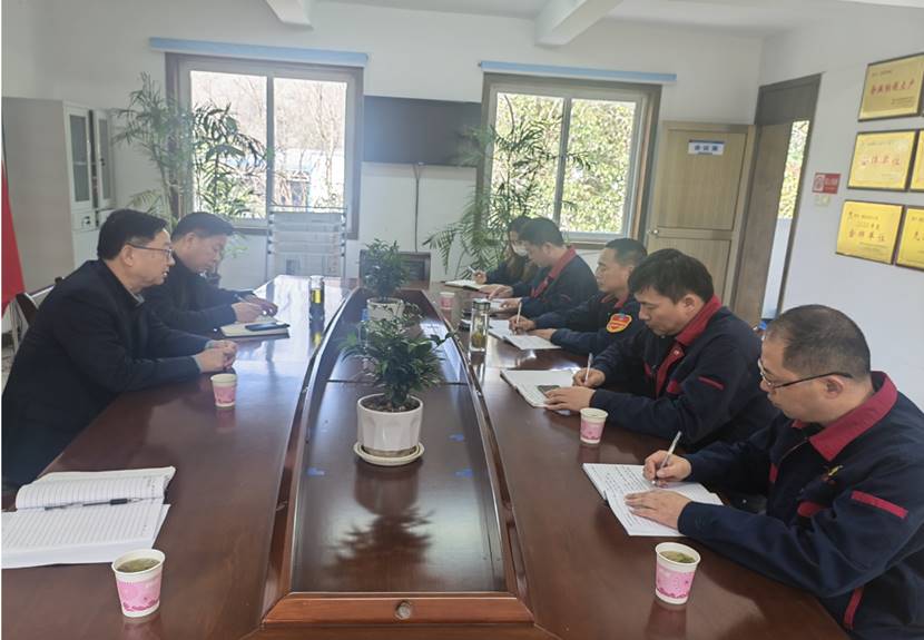 王伍升到商品混凝土公司調(diào)研 王伍升到商品混凝土公司調(diào)研